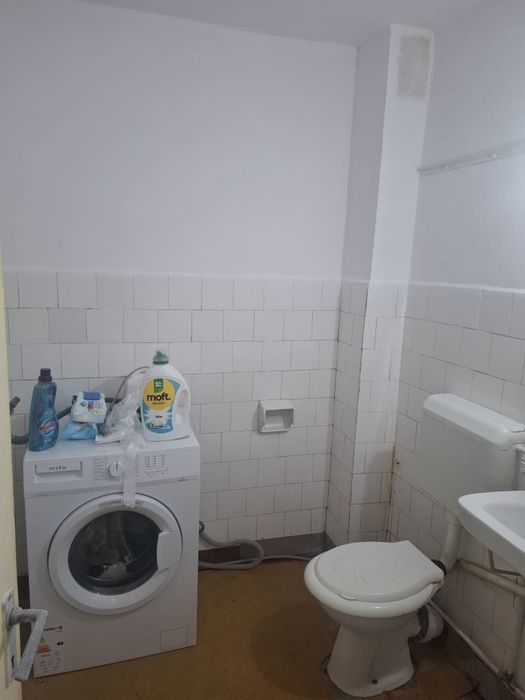 Chirie apartament cu 3 camere