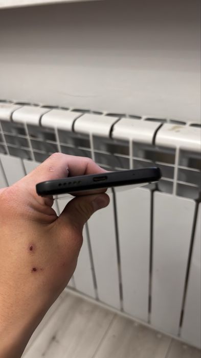 Xiaomi Redmi Note 11 на запчасть