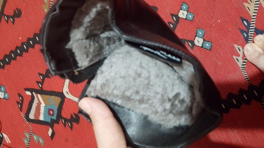 Зимние кожаные сапоги