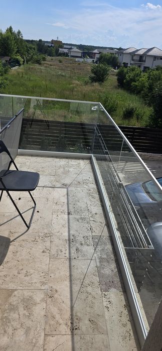 Vand balustrada sticla pentru terasa, Sticla este demontata si profilurile de prindere