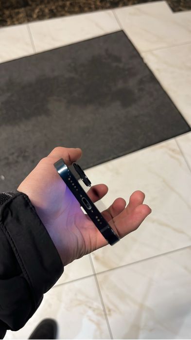 Айфон 14 256гб продам