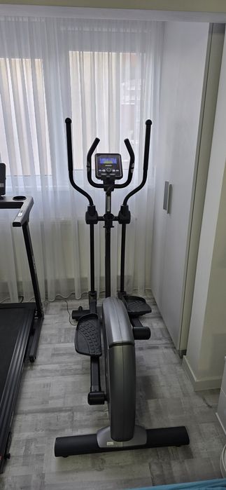 Bicicletă Eliptică OMA Fitness Exceed E30 – Stare Impecabilă, ca Nouă