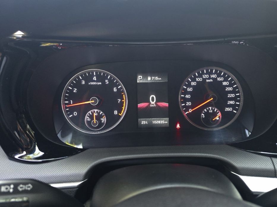 Продаётся KIA K5 , не битая , родная краска