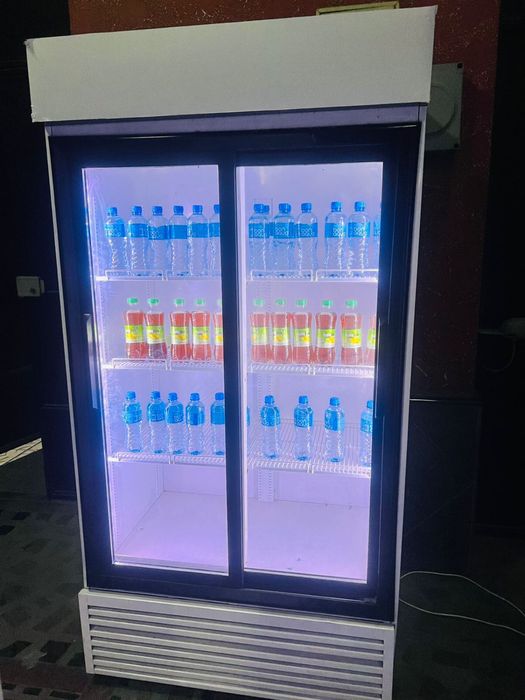 ВИТРИННЫЕ ХОЛОДИЛЬНИКИ разные модели с гарантией