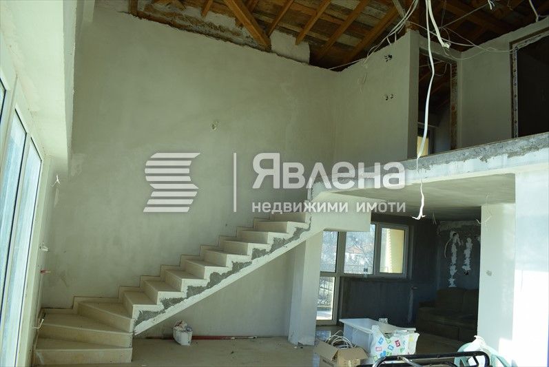 Продава се Многостаен апартамент в с. Синеморец, Област Бургас - 175 кв.м за 686 €/кв.м - Снимка #1