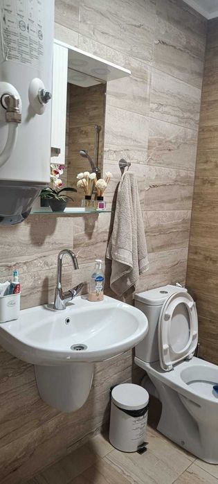 Продава се Тристаен апартамент в Казанлък - 96 кв.м за 1303 €/кв.м - Снимка #3