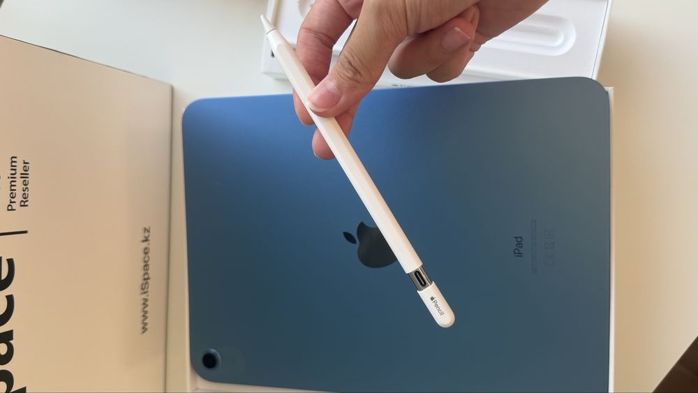Продам IPAD 10 (2022) и apple pencil