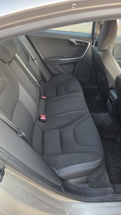 Volvo S60 D3 2011