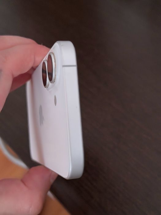 Iphone 16 White