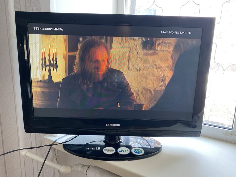 Продам телевизор