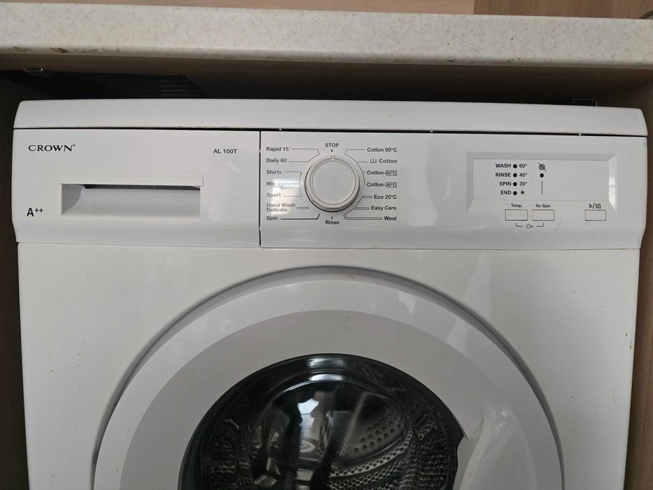 Пералня CROWN, в добро много добро състояние.