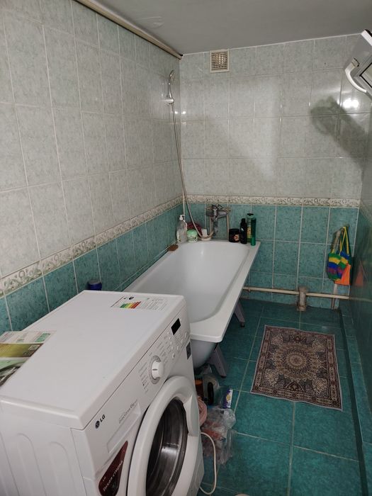 Продается двух этажный дом