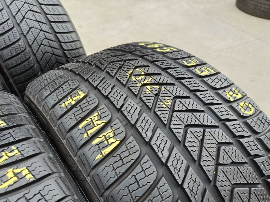 Set 4 anvelope de iarna 255 40 20 cu 285 35 20 pirelli sottozero3