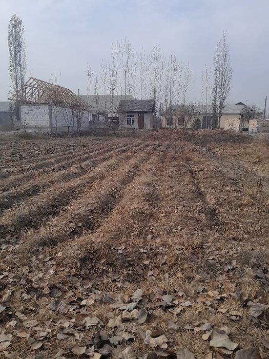 Участка сотилади