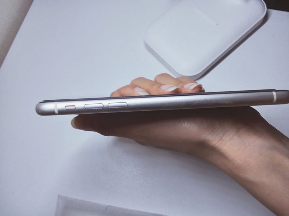 Продам айфон 11;128гб