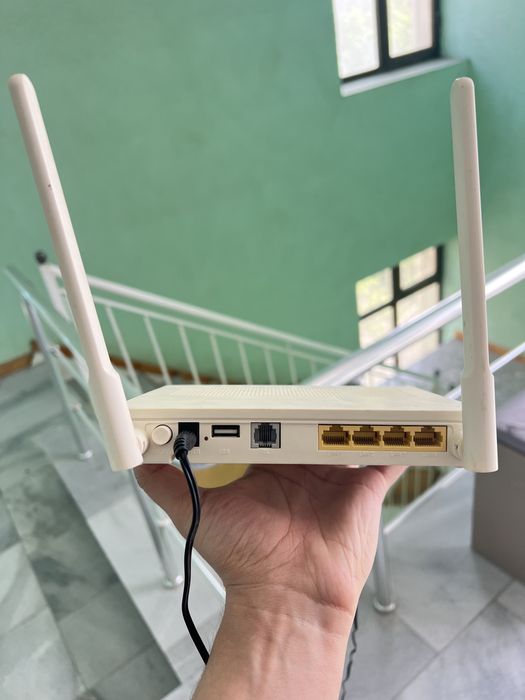 Huawei HG8546M gpon роутер