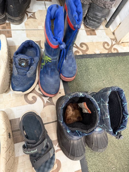 Детская обувь и кроссовки