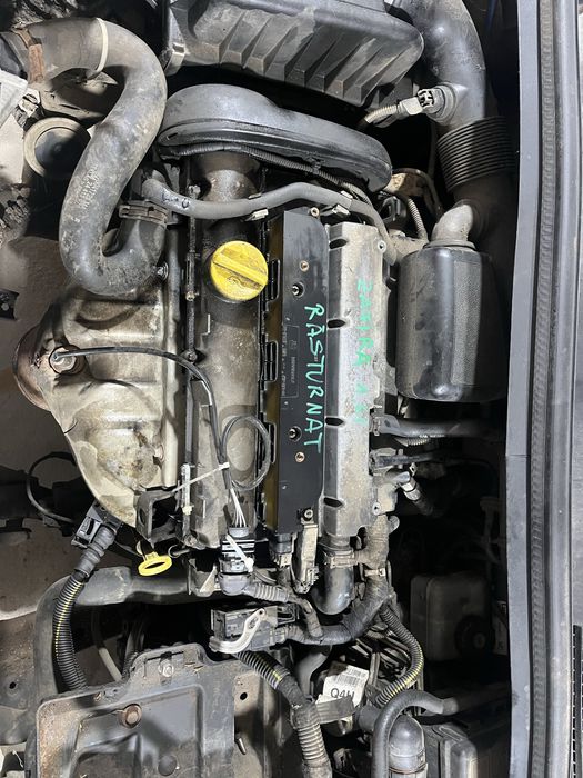 Motor opel zafira 1,6 i 16