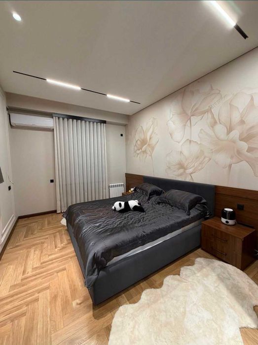 Imperial Club City , 3/2/16, 80м2 Ориентир: Алайский рынок, СРОЧНО !!