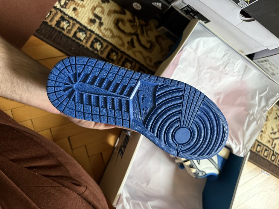 Jordan 1 Travis Scott Fragment marimea 41 si 42