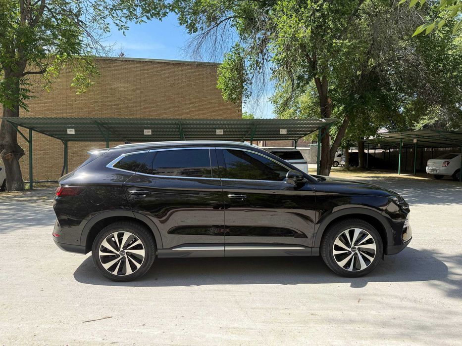BYD Song Plus Flagship Plus 605KM