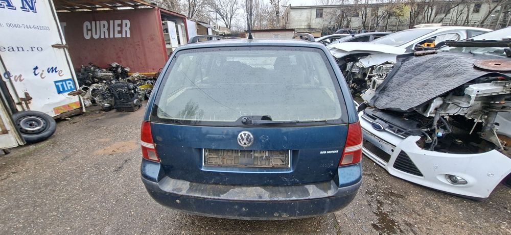 Dezmembrez Golf 4 Break 1.6 B 2003 BAD