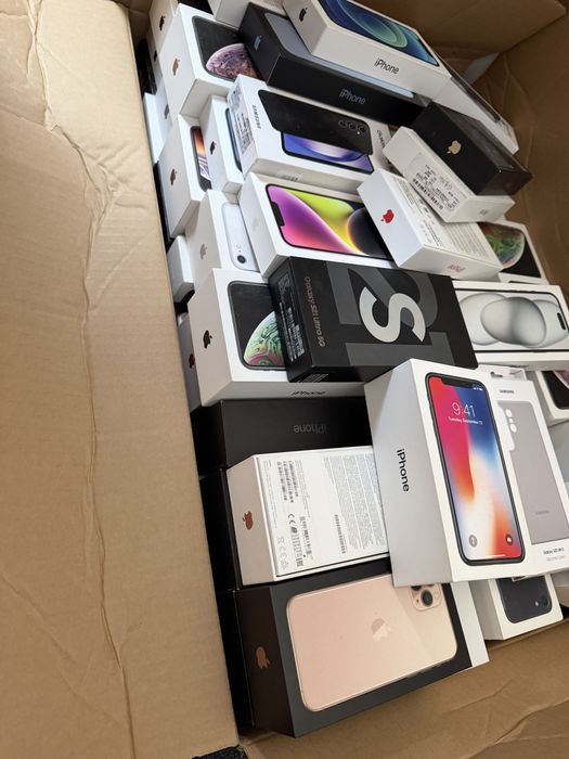 Cutii originale pentru diferite telefoane!