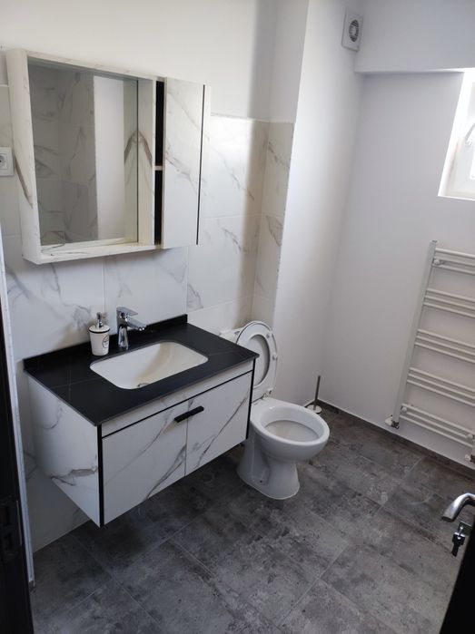 Apartament 2 camere zona Patriei(Unirii)