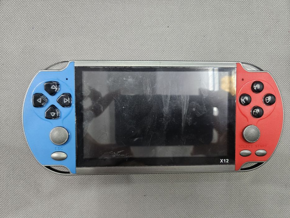 Конзола детска  с игри