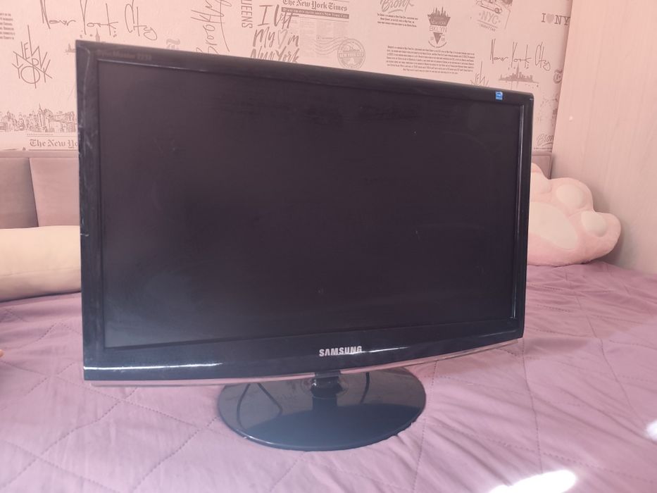Монитор Samsung SyncMaster 2233SN, 22", Full HD