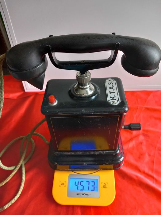 Телефон Метален с Манивела