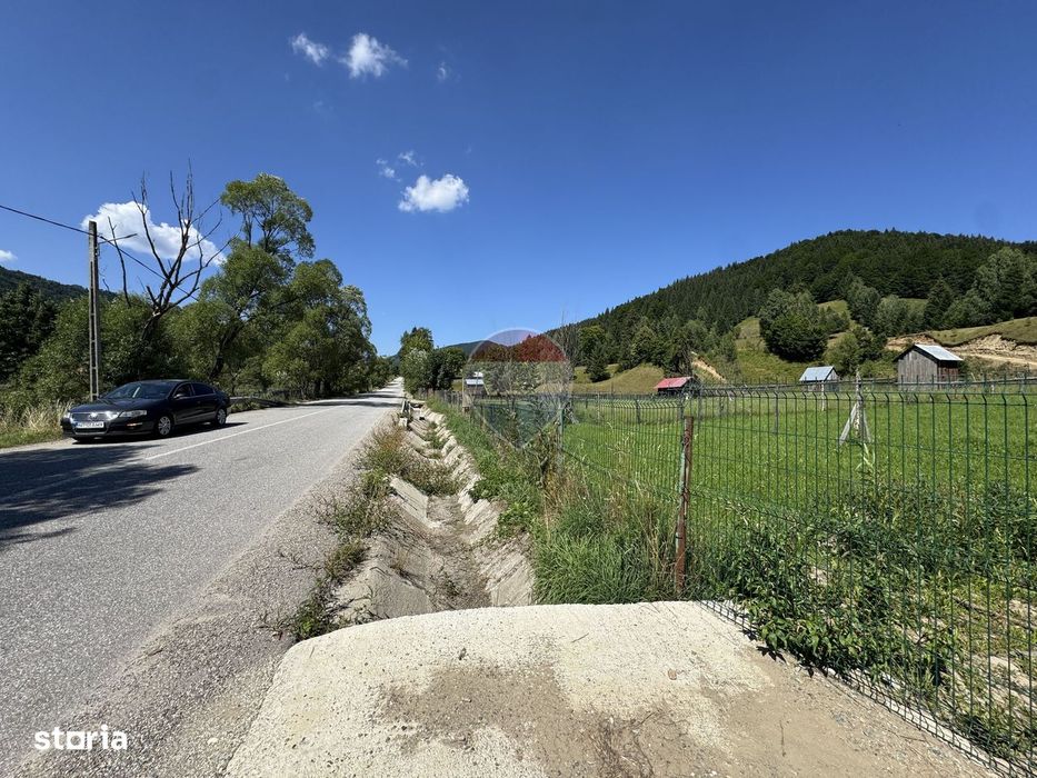 De vanzare | Teren intravilan 7620mp | Vitoria Lipan | Borca| Neamt