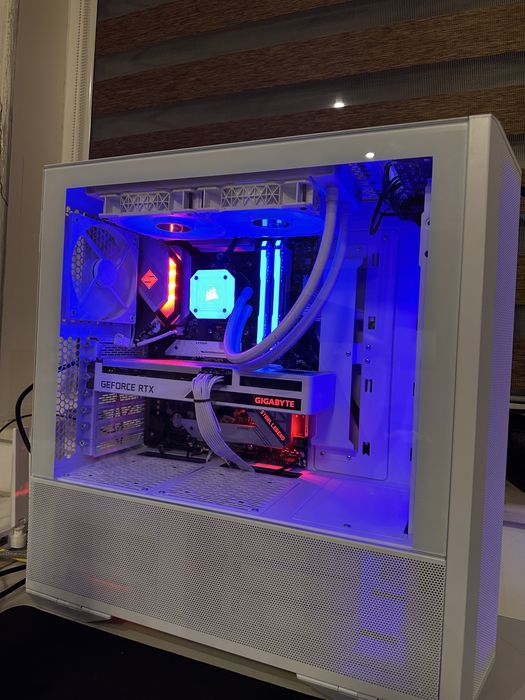 Компютър Ryzen 7 5700X3D 3060Ti