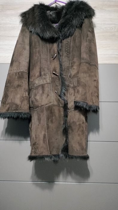 Cojoc maro din blana naturala foarte calduros