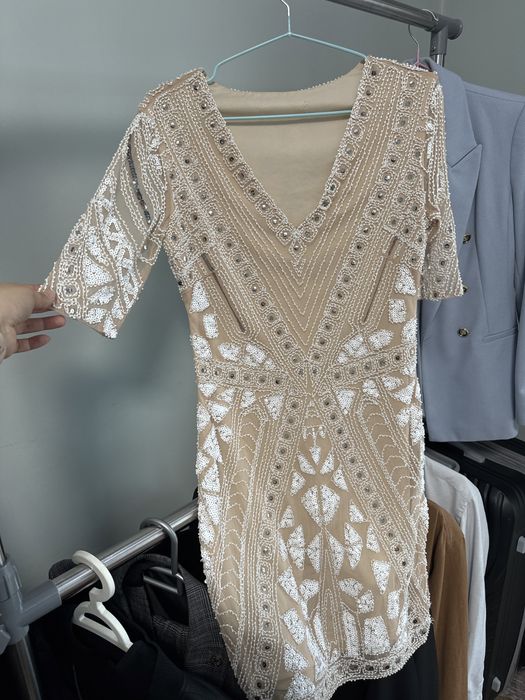 Вечерное платье