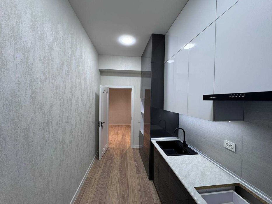 Новостройка Юнусабад 9 квартал 3/2/10 новый ремонт 85 кв.м.=