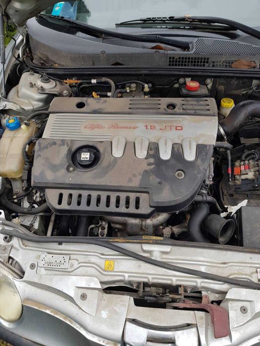 Alfa Romeo 147 на части