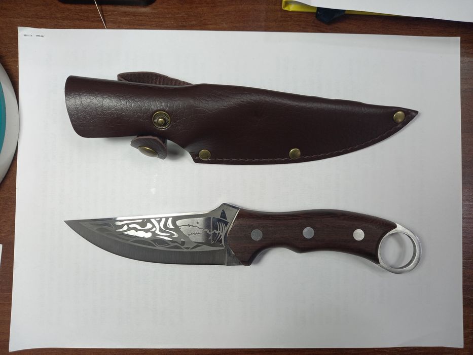 Охотничий нож специализированный инструмент