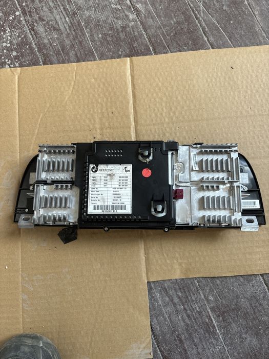 Екран за бмв ф10/ф11 bmw 520d f10/f11