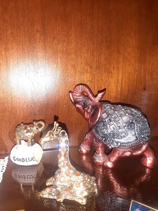 Уникална метална кутия за бижута - жираф и 2 керамични слончета