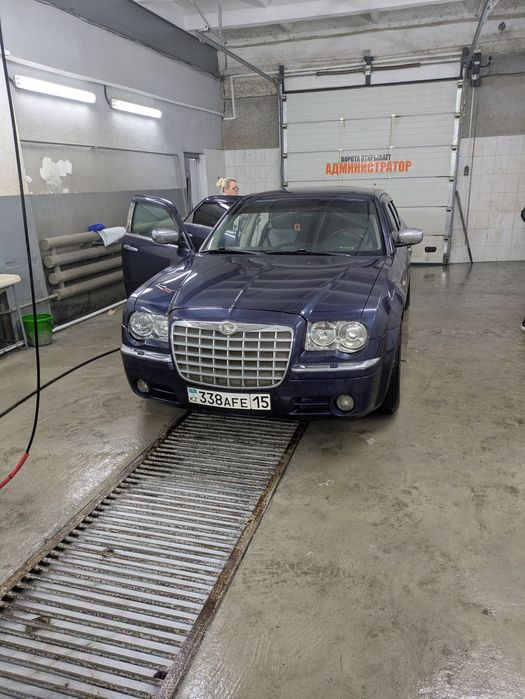 Крайслер 300 с 2006 года