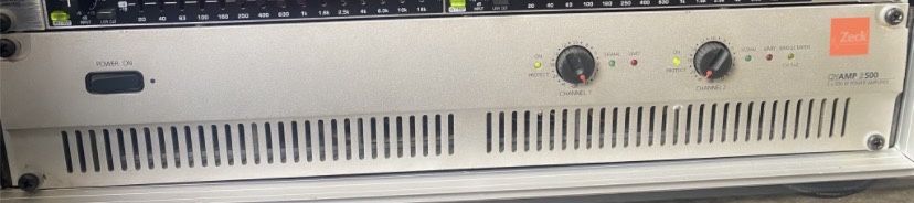 Amplificator profesional de putere Zeck