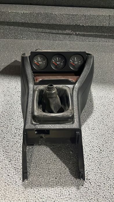 Приборная понель ауди 80