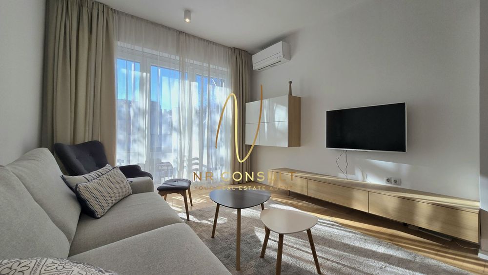 Дава се под наем Двустаен апартамент в София, Център - 61 кв.м за 727.77 € - Снимка #2