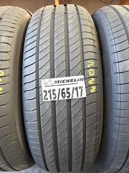 215/65/17 Michelin