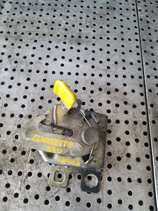 Broasca capota alfa romeo giulietta 940