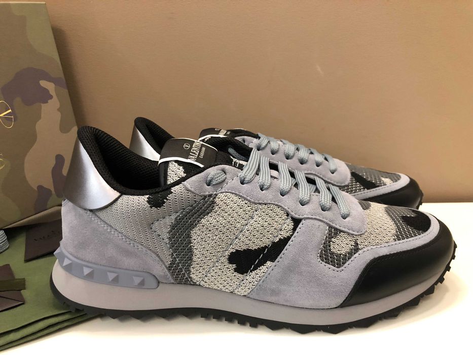 Valentino Garavani sneakers 43, originali, full box, retail 580 euro