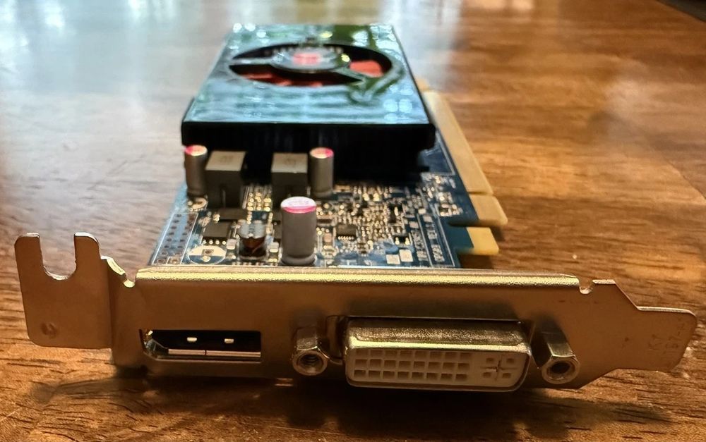 Placa video AMD Radeon HD 7570 2GB GDDR5 - functionala