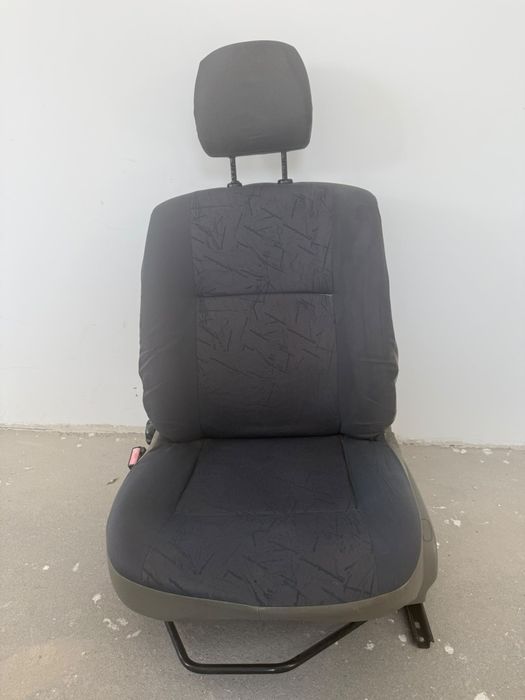 Scaun Logan Faza 1 Stânga Fata