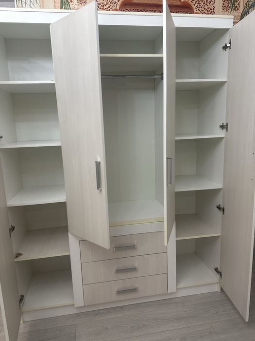 Шкаф для детской